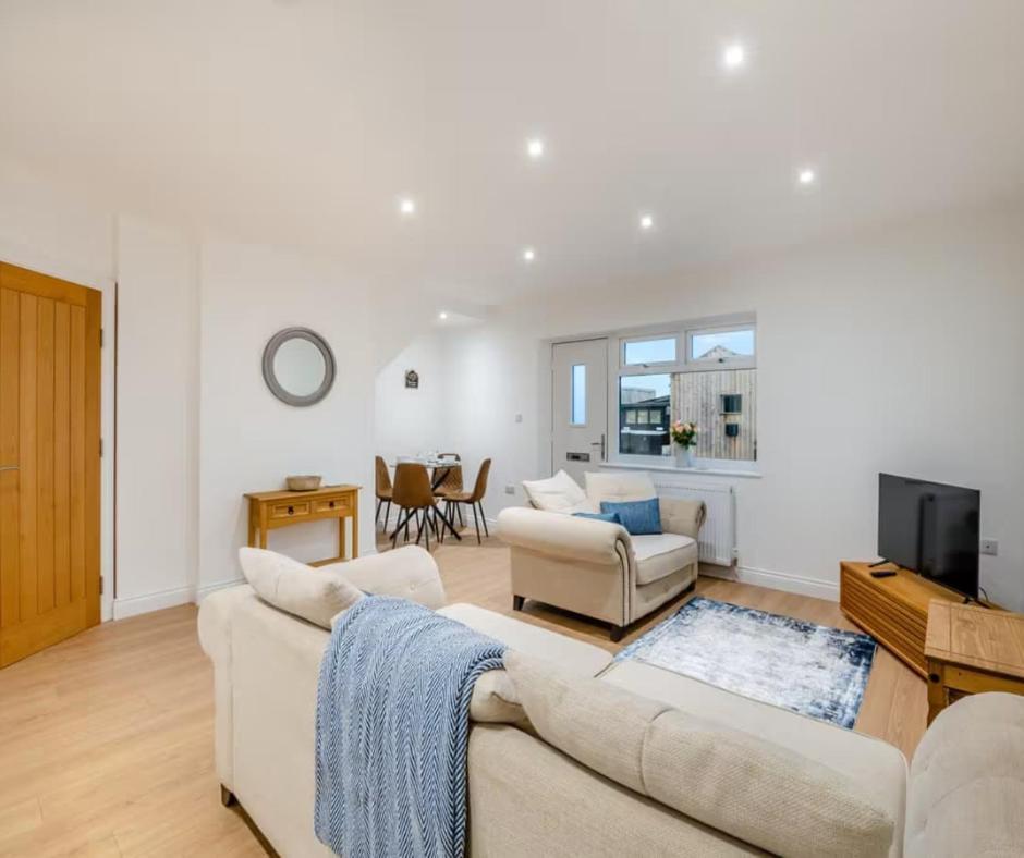Holiday home Salix York